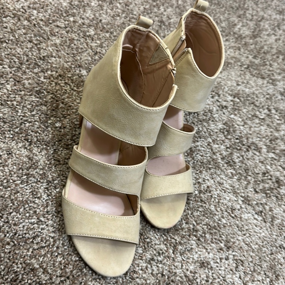 Side-Zip Faux Leather stacked heel open-toe sandal
